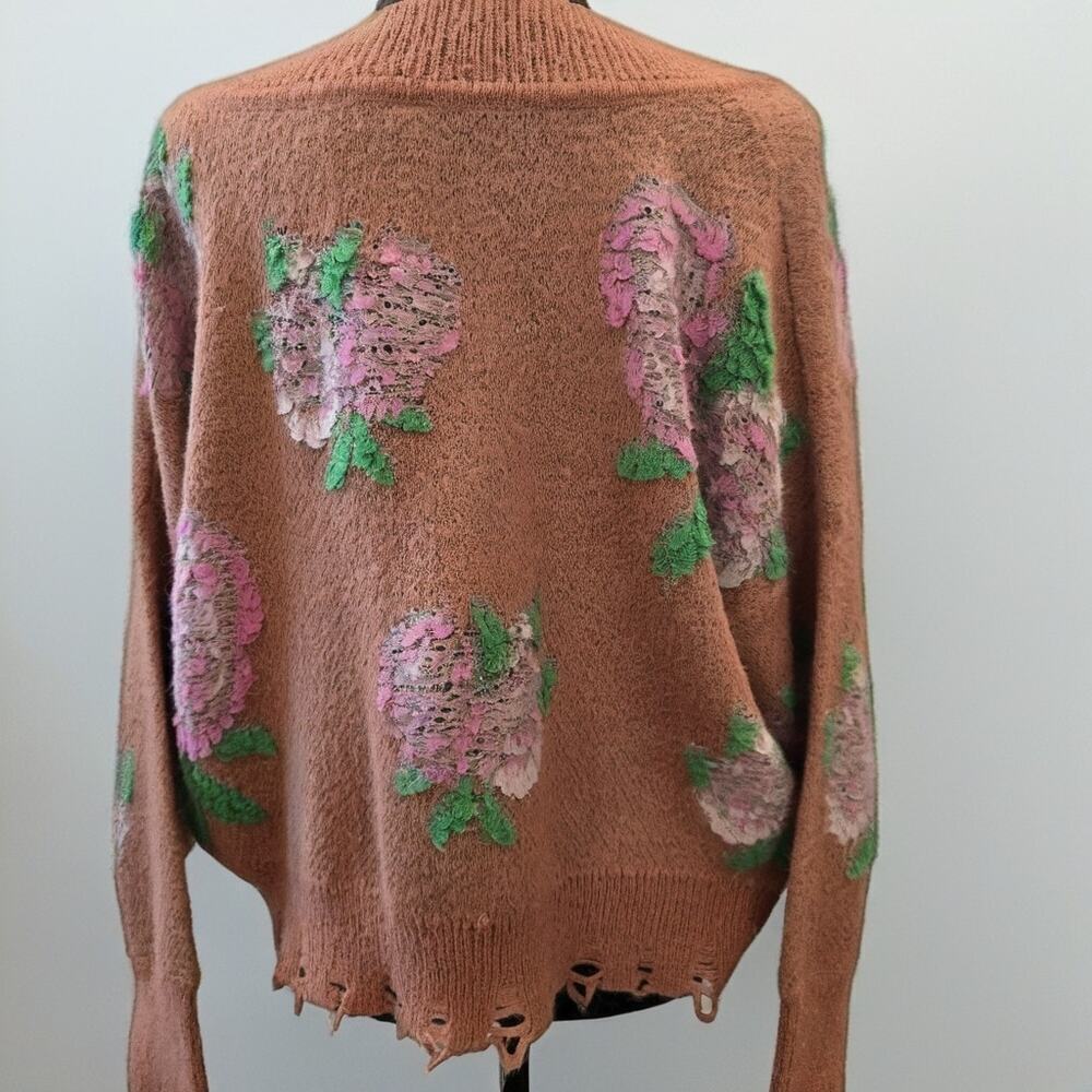 Anthropologie V-neck sweater - Picture 5 of 14